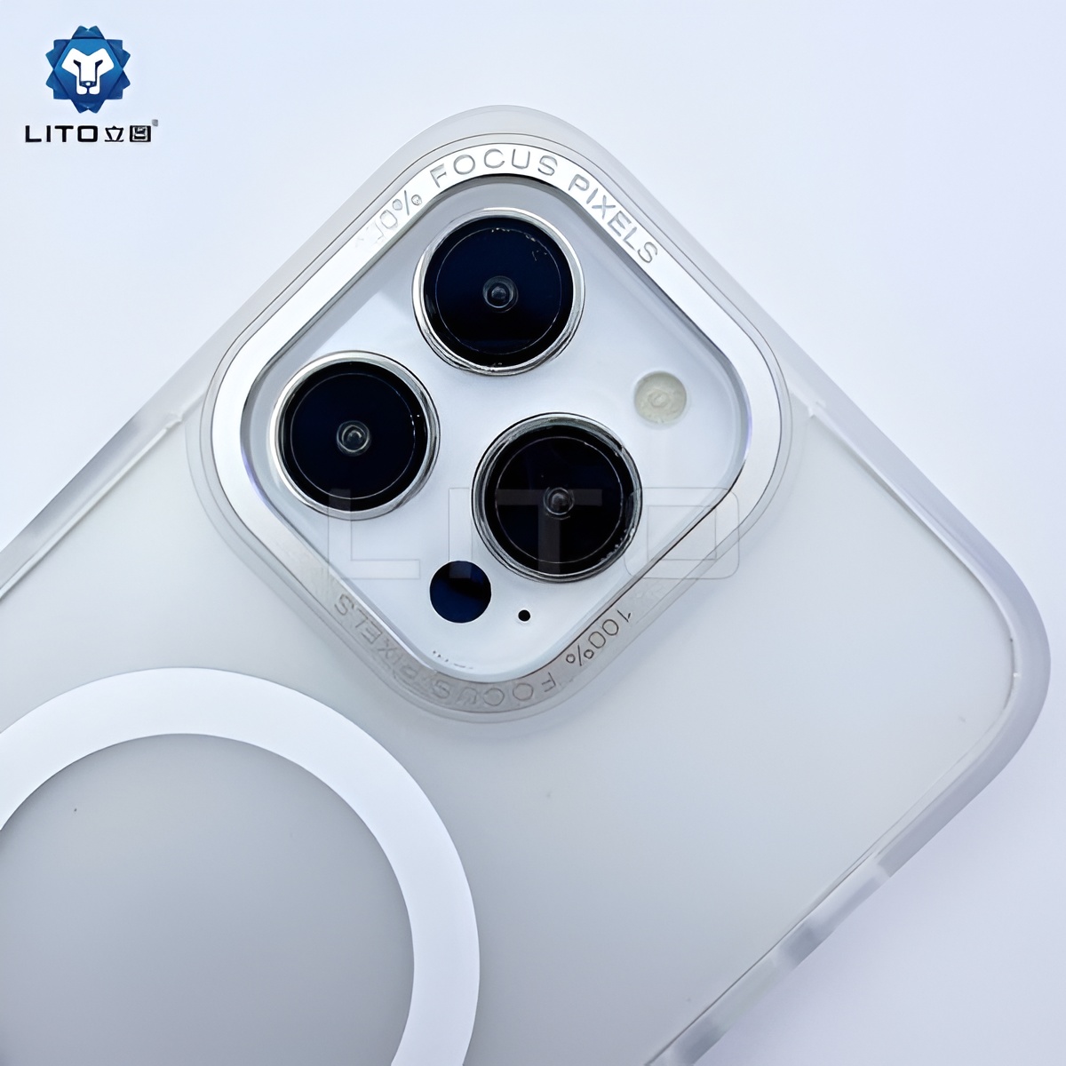 Ốp lưng iPhone Lito Magsafe Nhám Trắng 4